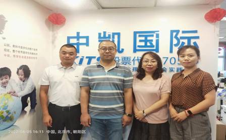 9b275aa26bd0bf3bc3358fd5d9a8b65