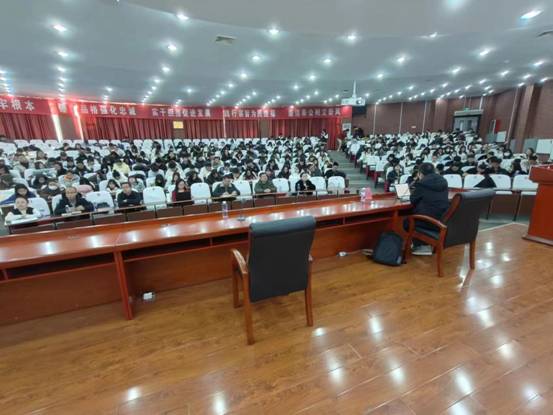 2a50acbfafe5395caffb8f14d080291