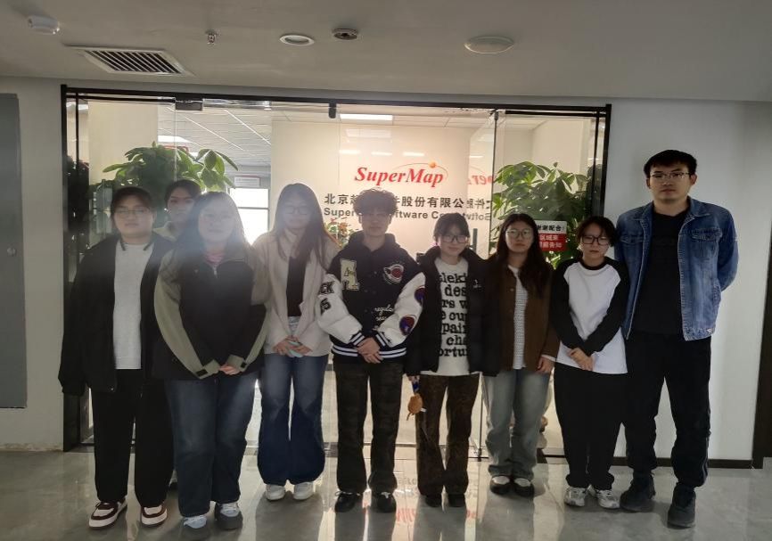 ab51bbd97f1eacd2d7ed8a4781aadfd